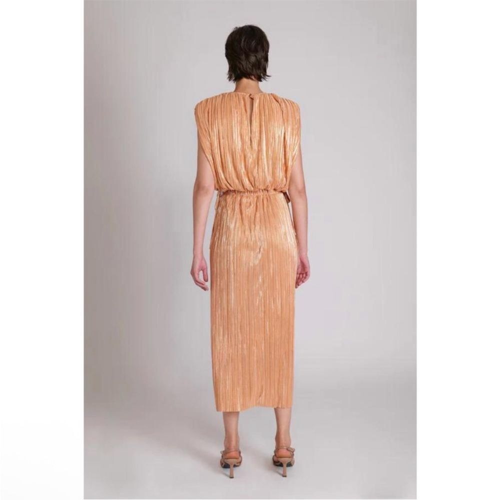 SOLD - Picture 4 of 11